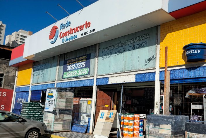 Fachada de loja da Rede Construcerto