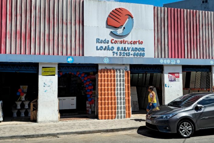 Fachada de loja da Rede Construcerto